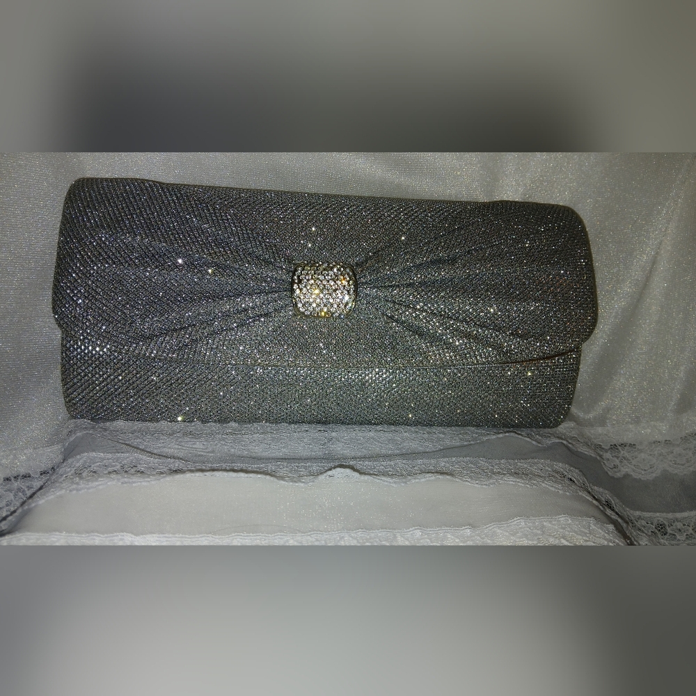 Gunne Sax by Jessica McClintock evening clutch!